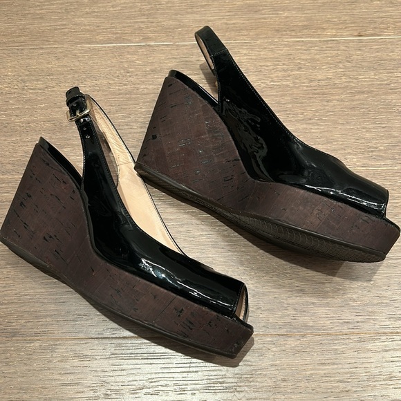 Stuart Weitzman Platform - Picture 4 of 6